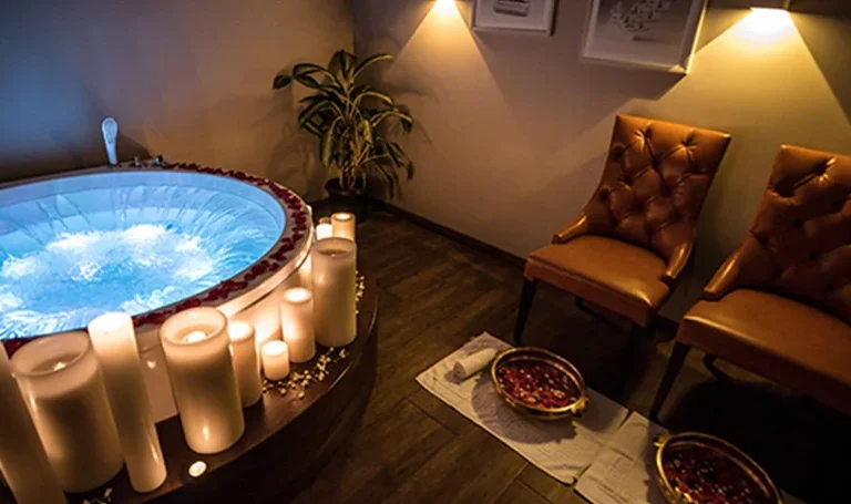 Jacuzzi + Massage Package